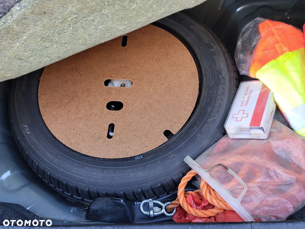 Nissan Maxima 2.0 Elegance - 36