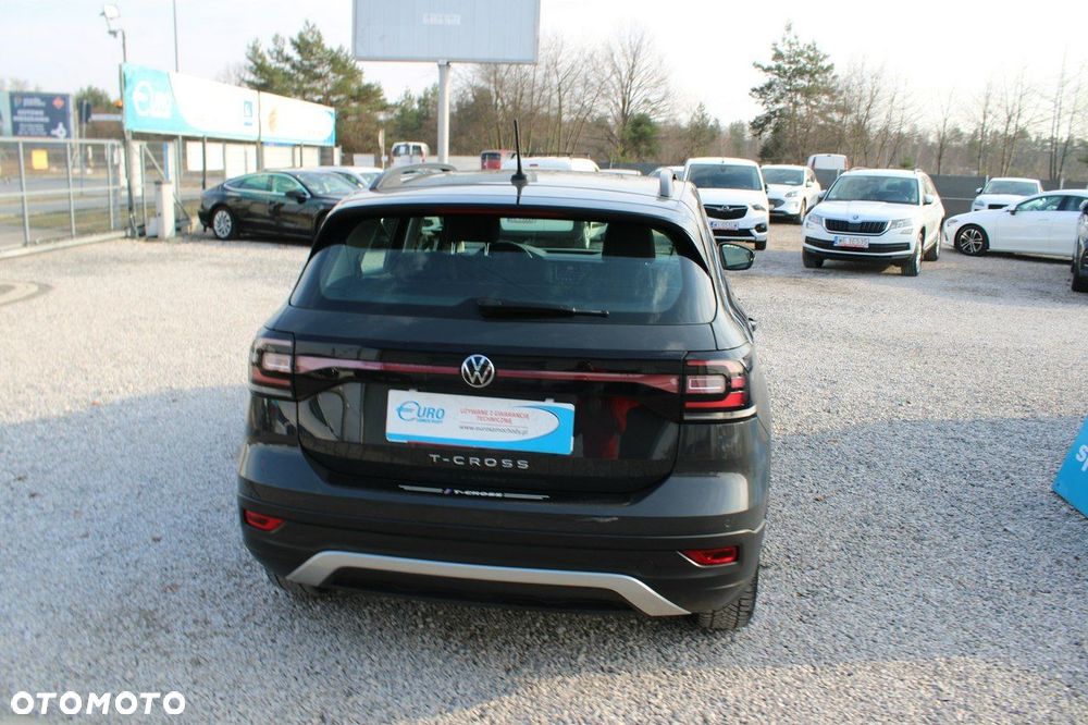 Volkswagen T-Cross - 8