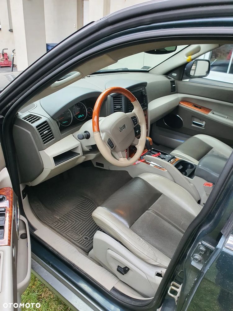 Jeep Grand Cherokee 5.7 V8 HEMI Automatik Overland - 7