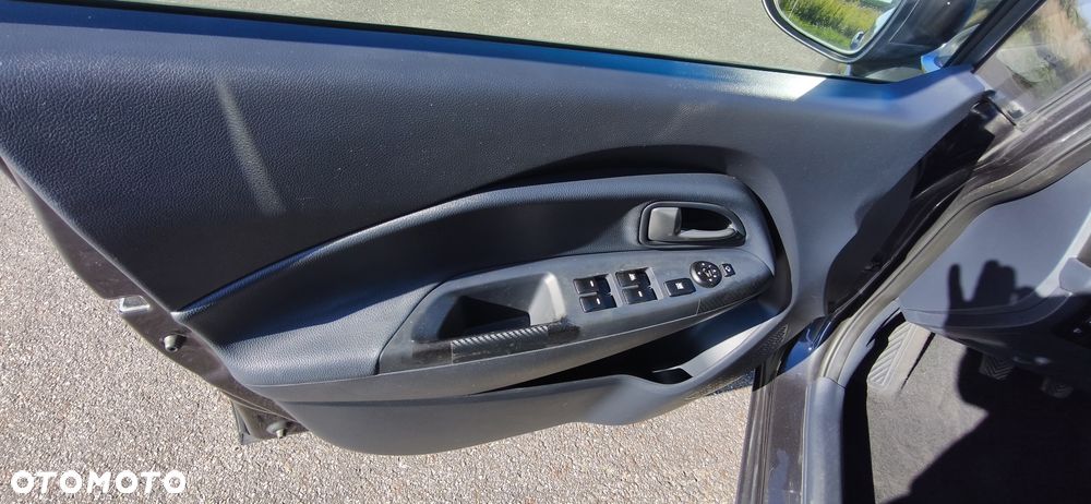 Kia Rio 1.2 L - 15