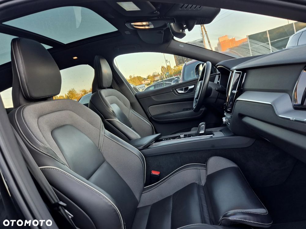 Volvo XC 60 - 8