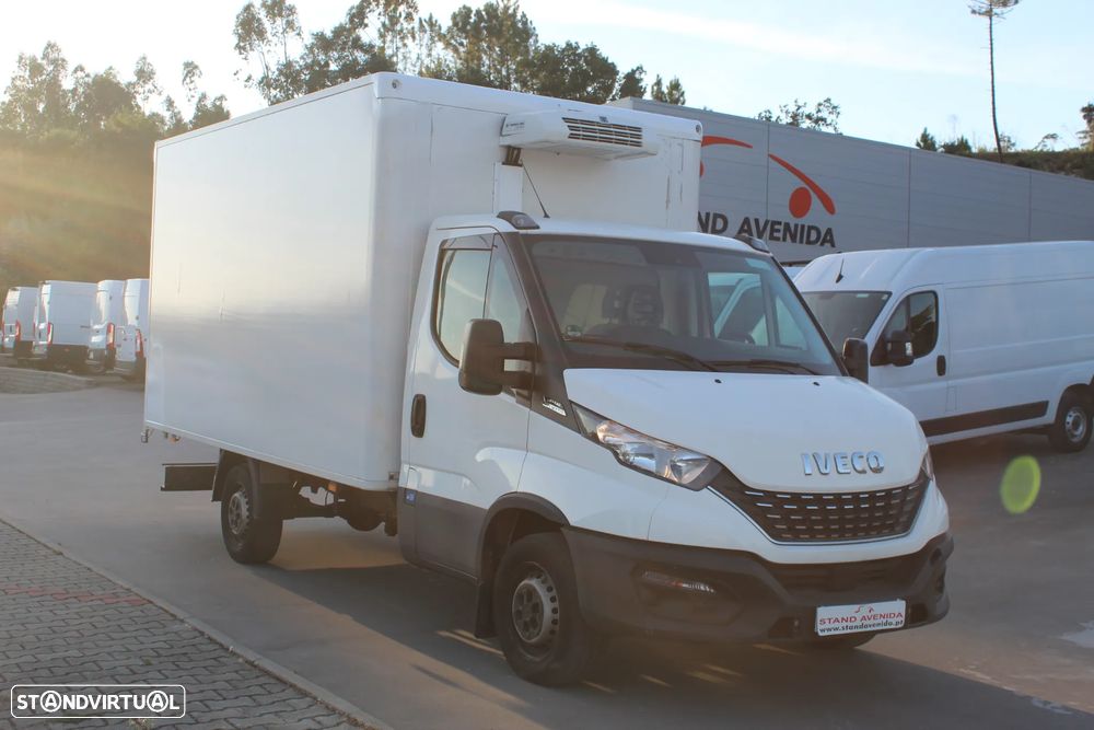 Iveco Daily 35-140 HiMatic // C/FRIO - 4