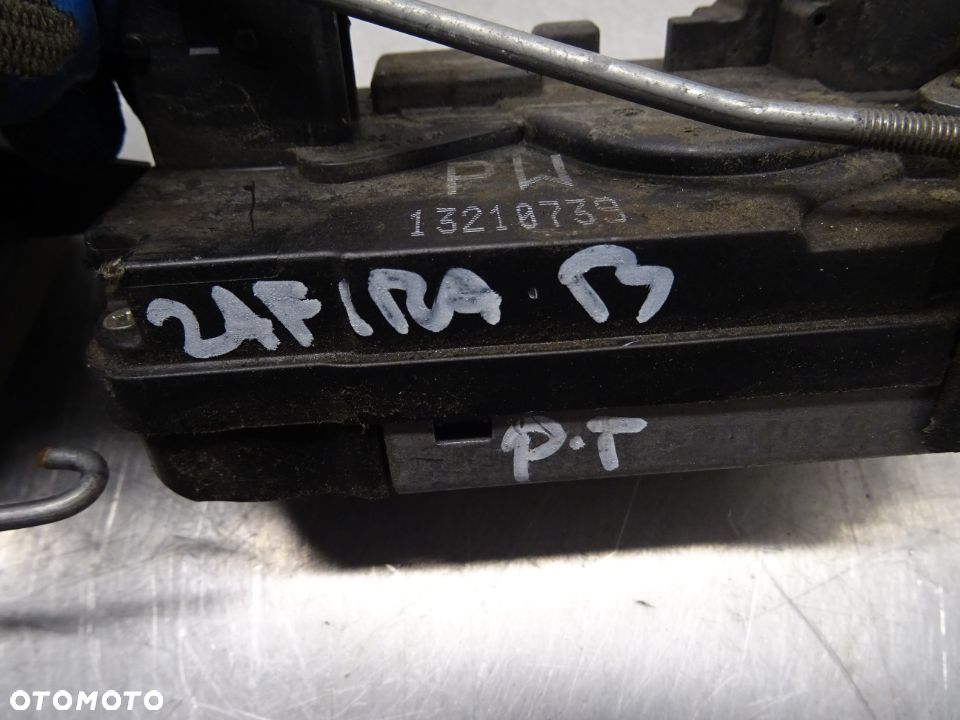 OPEL ZAFIRA B LIFT VAN 08-10 1.6B ZAMEK DRZWI PRAWY LEWY PRZÓD - 2