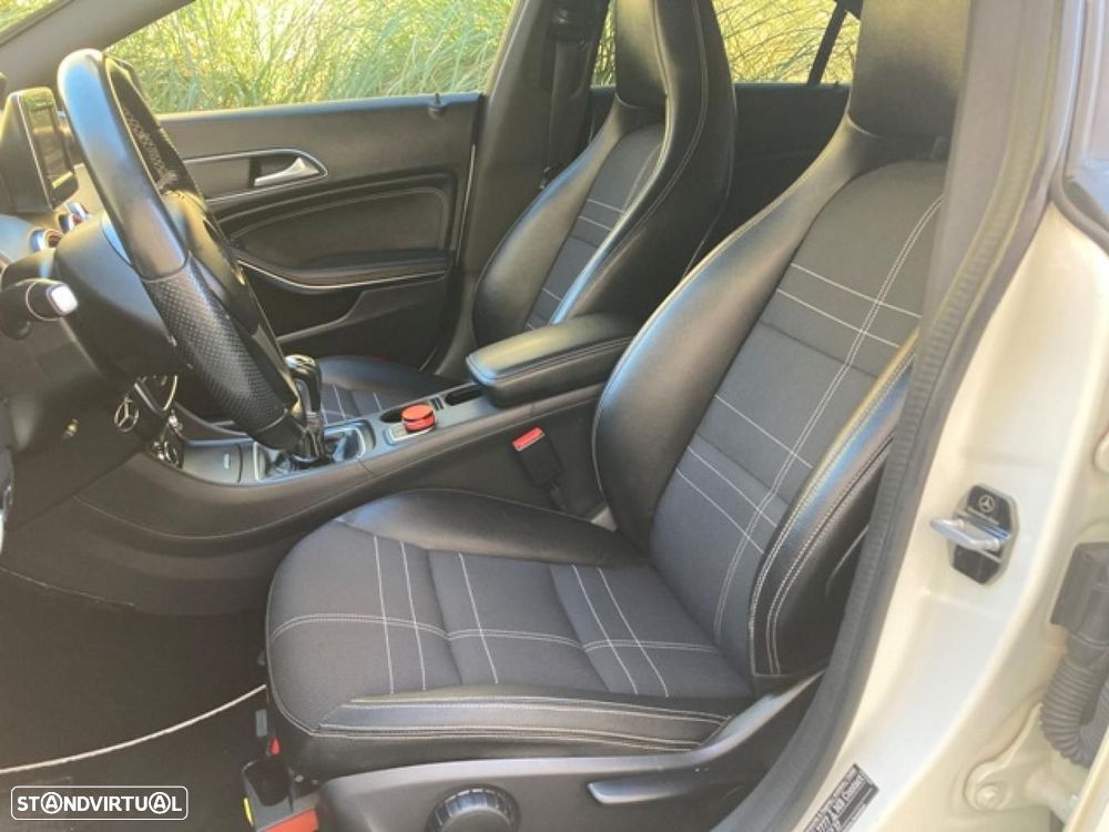 Mercedes-Benz CLA 180 d AMG Line - 24