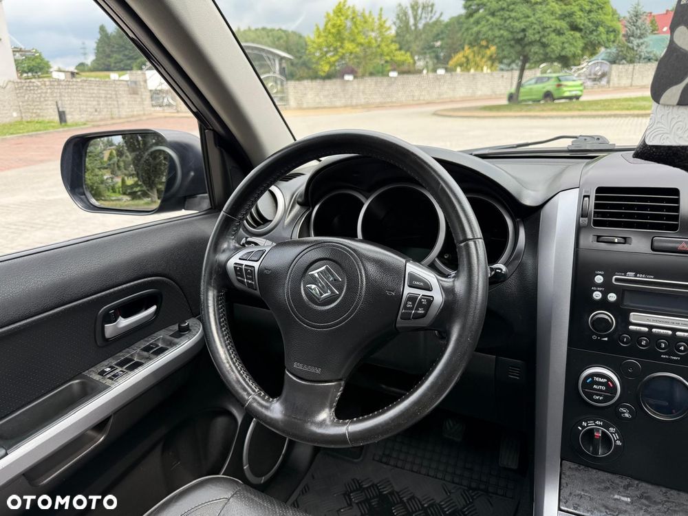 Suzuki Grand Vitara 1.9 DDiS De Luxe - 17