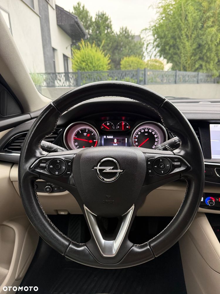 Opel Insignia - 29