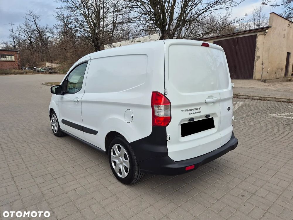 Ford TRNSIT COURIER - 7