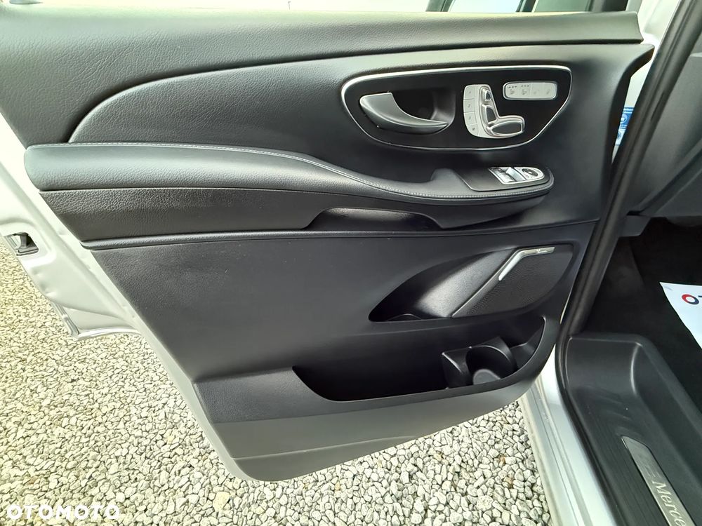 Mercedes-Benz Klasa V 300 d lang 4Matic 9G-TRONIC Avantgarde Edition - 22