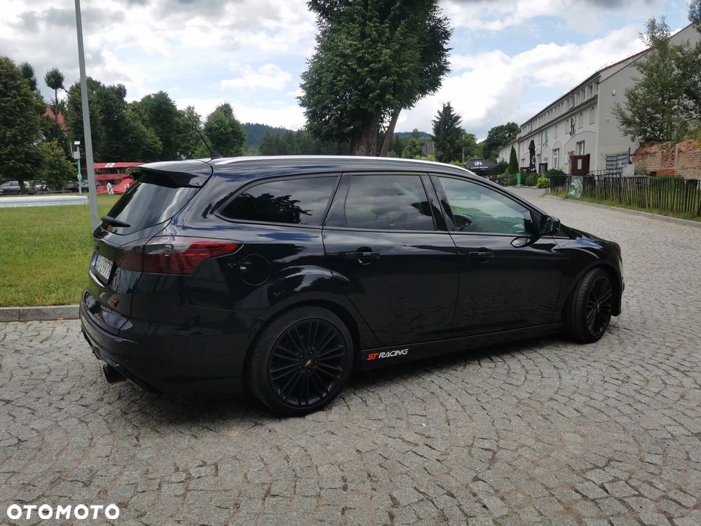 Ford Focus - 3