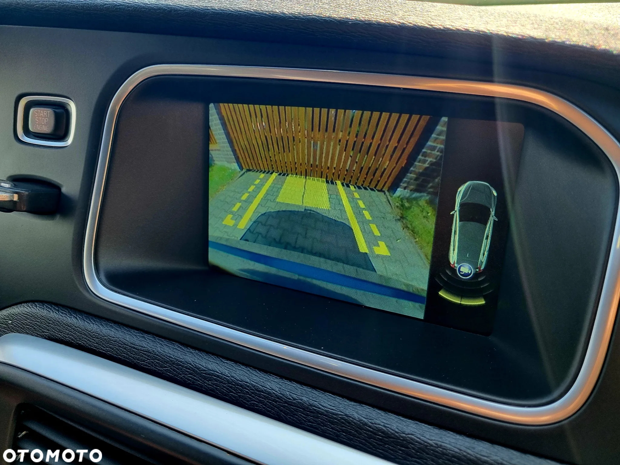 Volvo V40 D2 Drive-E R-Design Kinetic - 36