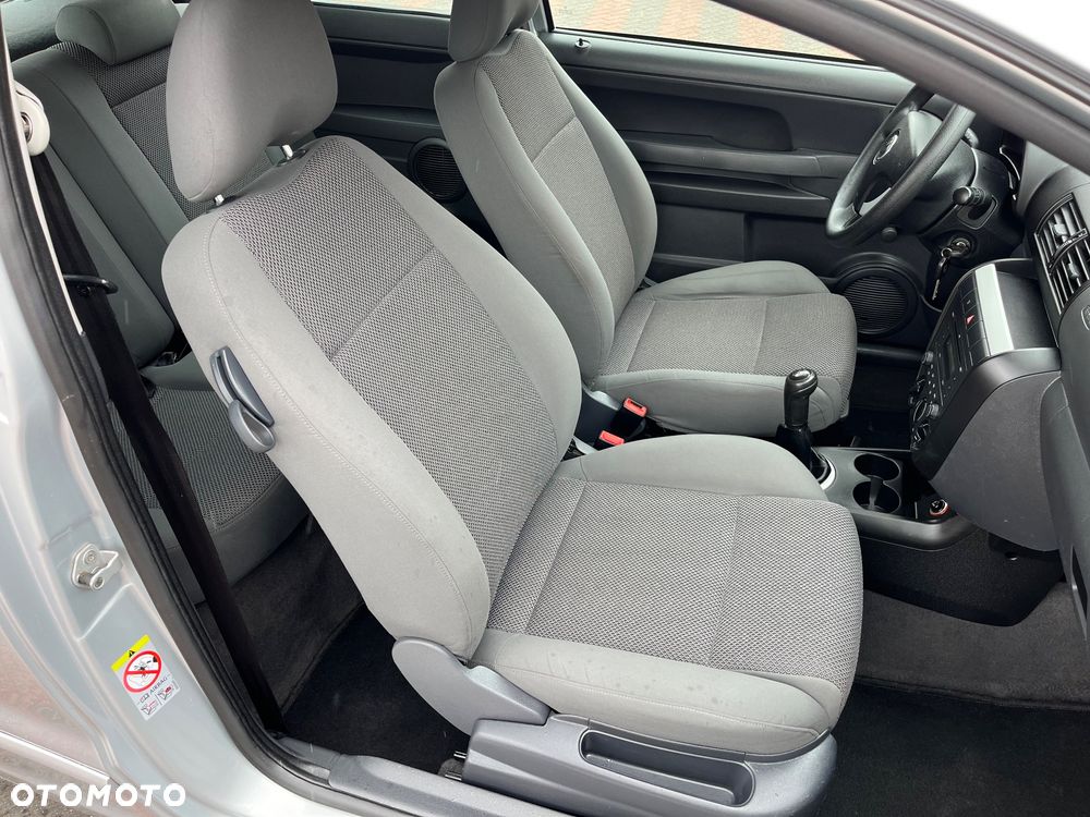 Volkswagen Fox - 13