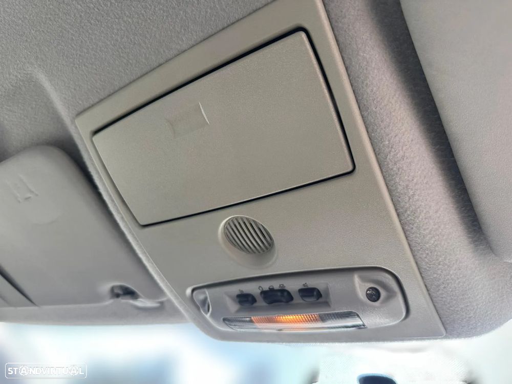 FORD Focus C-Max (DM2) 1.6 TDCi Diesel 109 cv  80 kW 2003 - 2007 G8DA para peças - 15