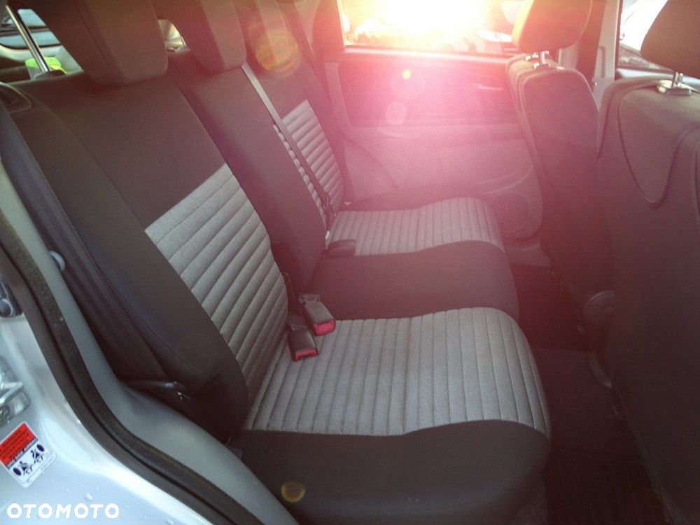 Suzuki SX4 - 13