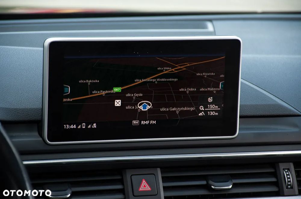 Audi A4 Avant 2.0 TDI ultra S tronic sport - 17