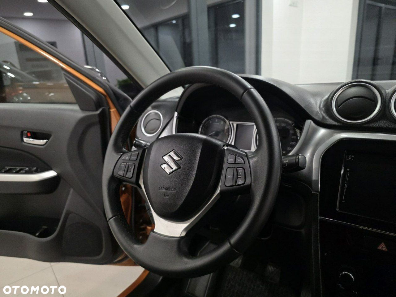 Suzuki Vitara 1.6 Premium 2WD - 18