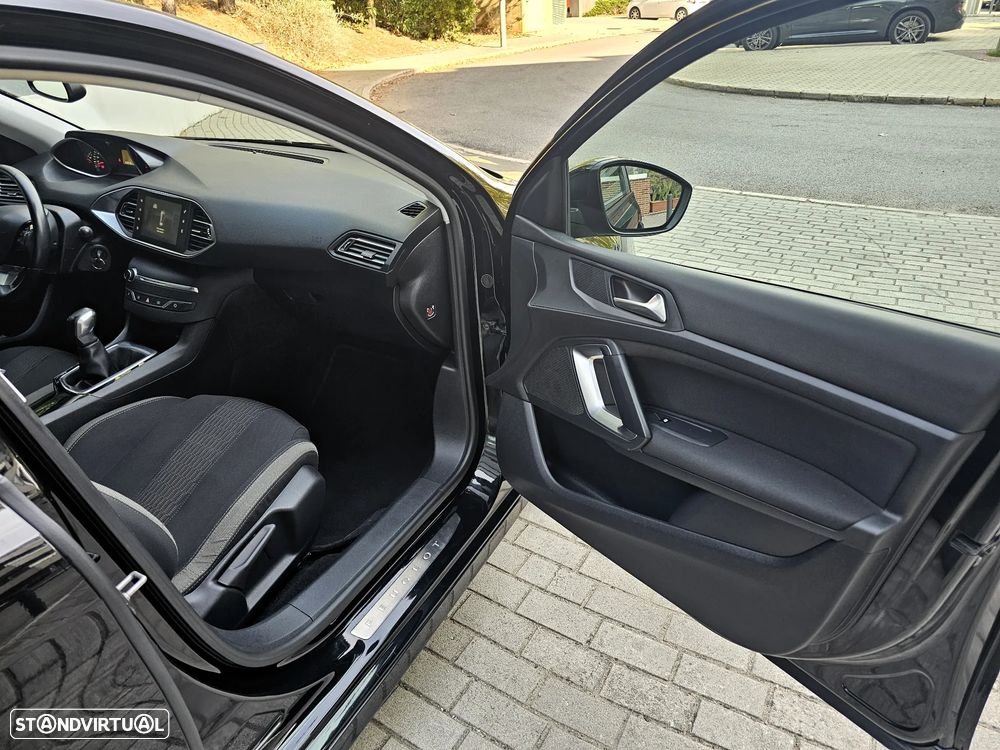 Peugeot 308 SW 1.6 BlueHDi Style - 11