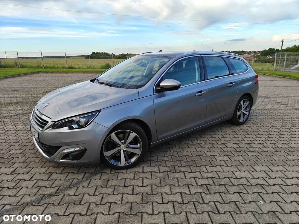 Peugeot 308 2.0 Blue HDi Allure S&S - 2