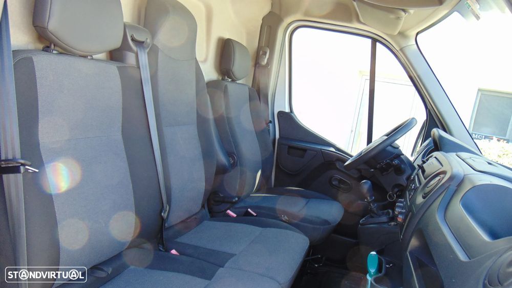 Renault MASTER 2.3 DCI 130CV LONGA C/AC - 10