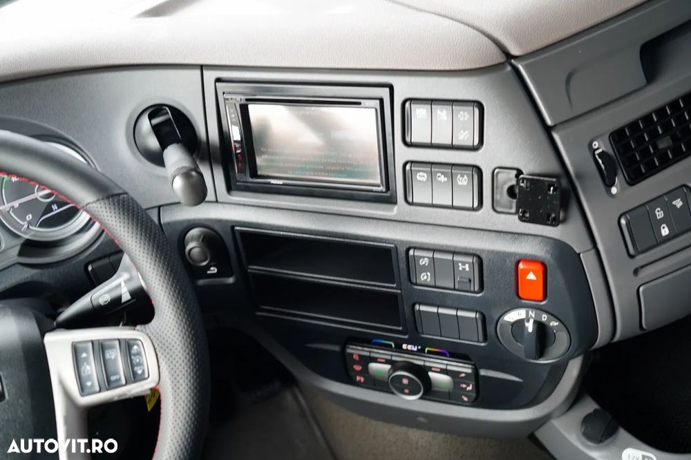 DAF XF 530 / I-PARK COOL / SISTEM HIDRAULIC / CABINĂ SUPER SPACE / COMPLET AIRMATIC / TV / JANTE DIN ALIAJ - 29
