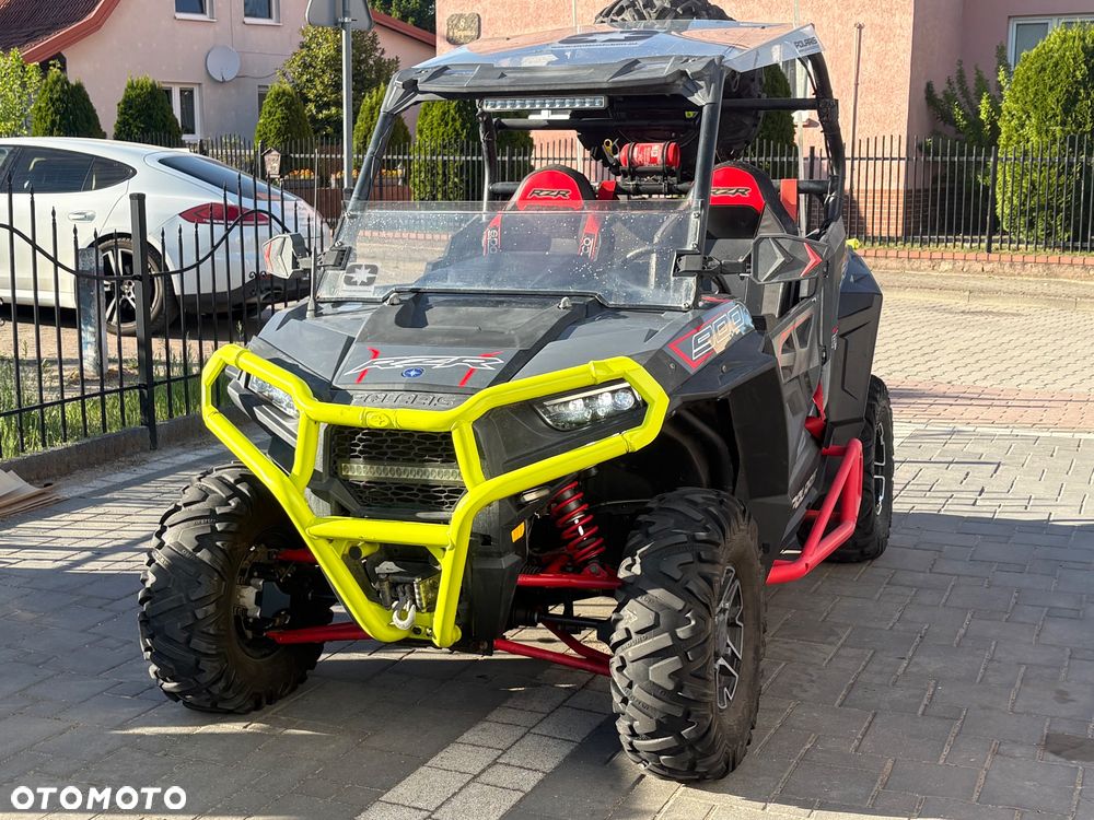 Polaris RZR - 6