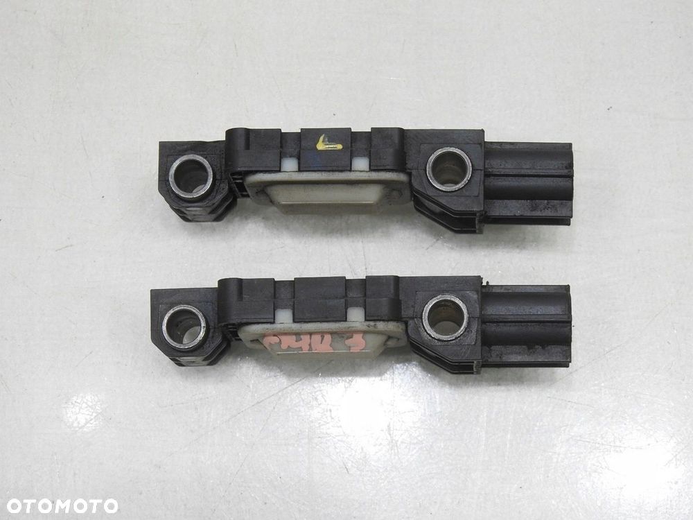 SENSOR UDERZENIOWY AUDI A4 B7 - 5