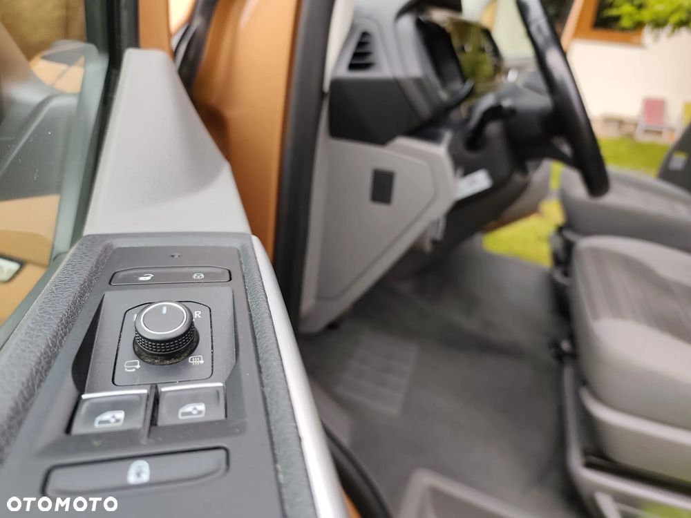 Volkswagen California - 20