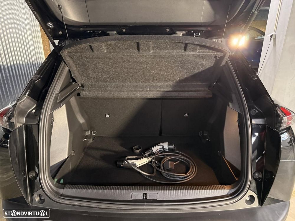 Peugeot e-2008 50 kWh Active Pack - 42