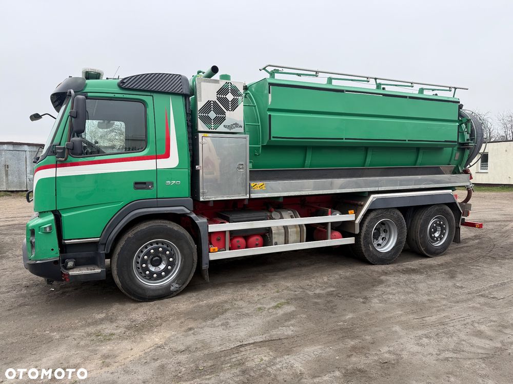 Volvo FMX 370 WUKO KIPROWANA szambiarka asenizacja 18 tys litrow 15/3 E5 - 6