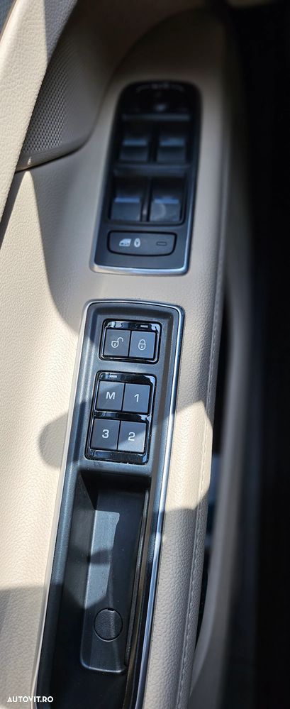 Jaguar XF 20d RWD Prestige - 15