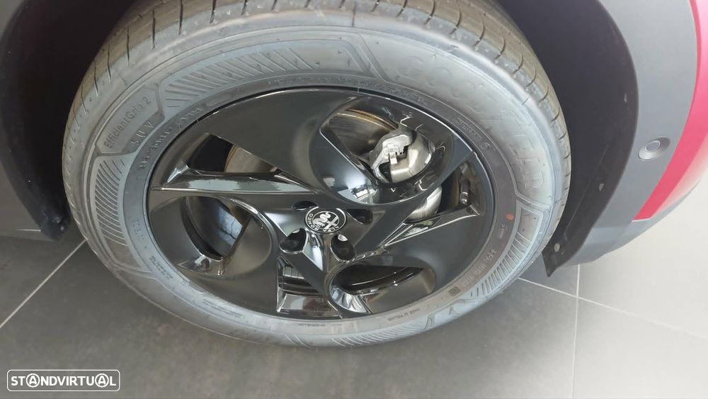 Alfa Romeo Junior 1.2 Ti Q4 eDCT6 - 9