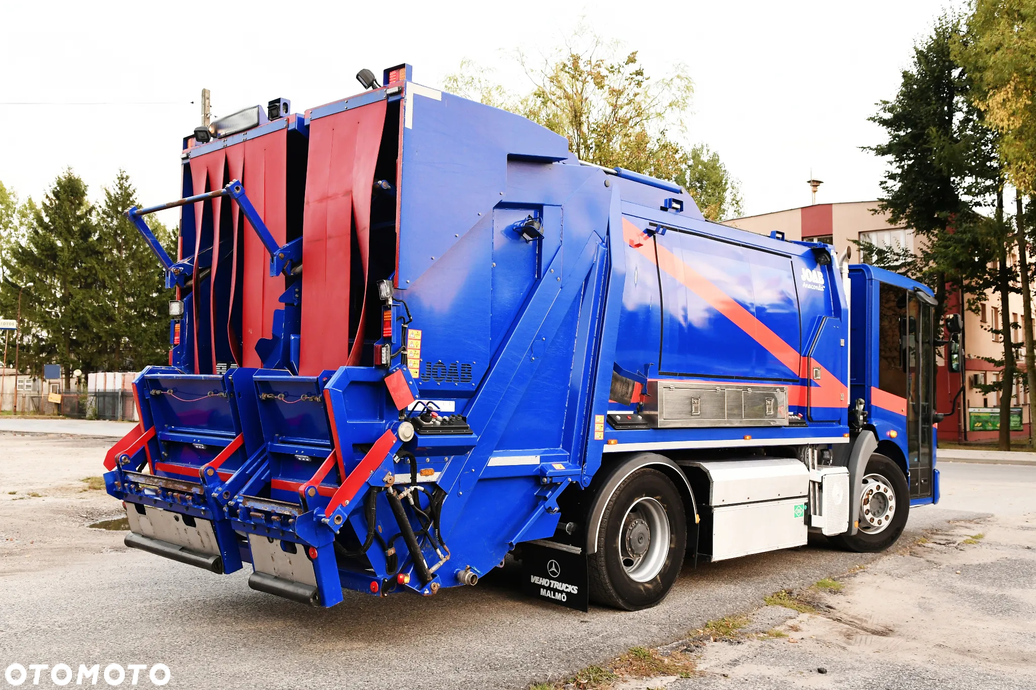 Mercedes-Benz ECONIC - 5