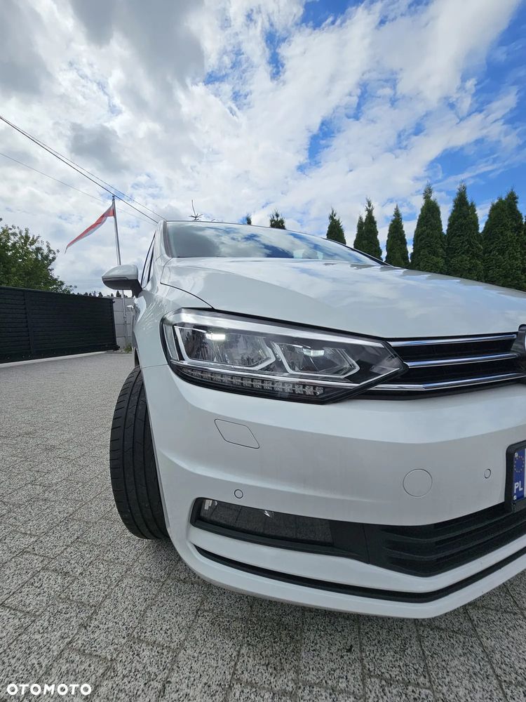 Volkswagen Touran 2.0 TDI BMT Comfortline DSG - 4