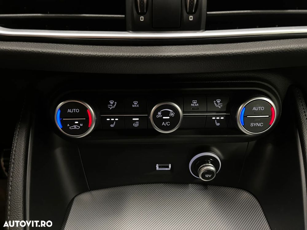 Alfa Romeo Stelvio 2.2 16V AT8 Q4 Sprint - 22