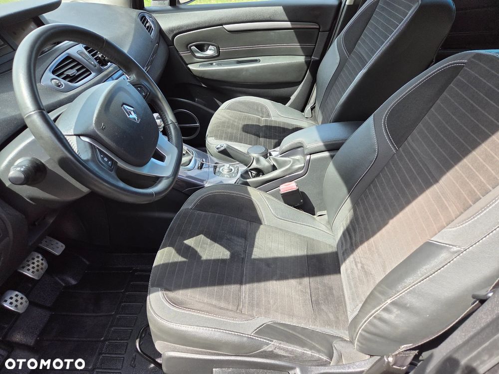 Renault Scenic dCi 110 Xmod Paris - 6