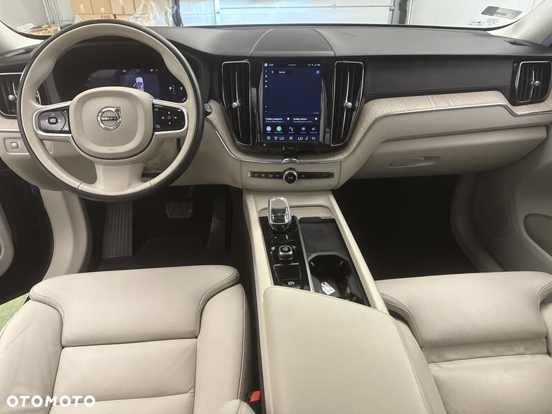 Volvo XC 60 B4 D AWD Inscription - 21