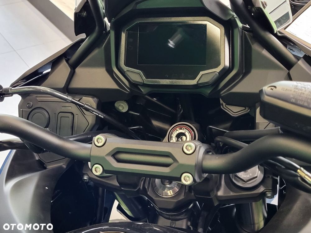 Kawasaki Versys 650 - 10
