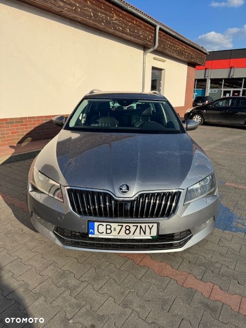 Skoda Superb 2.0 TDI Style DSG - 3