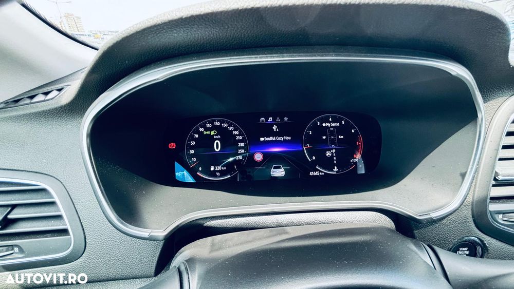 Renault Megane TCe 140 GPF EDC Techno - 21