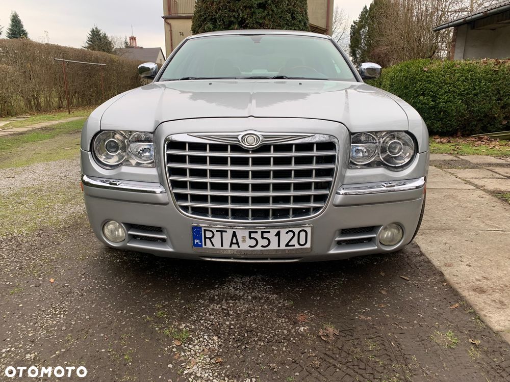 Chrysler 300C 5.7 V8 HEMI Automatik - 3