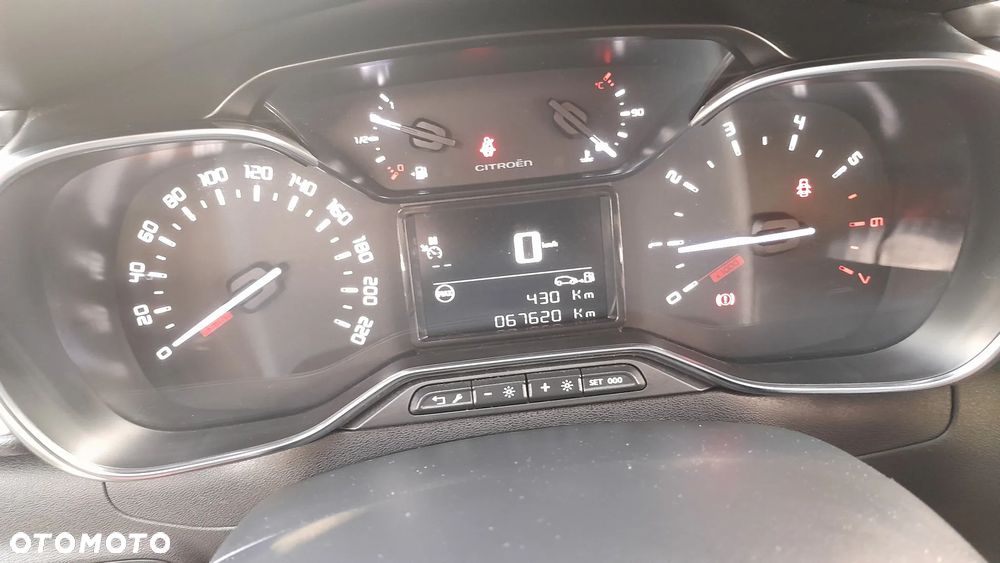 Citroën C3 Pure Tech 82 SHINE - 6