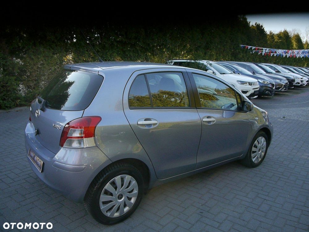 Toyota Yaris 1.33 VVT-i Executive - 15