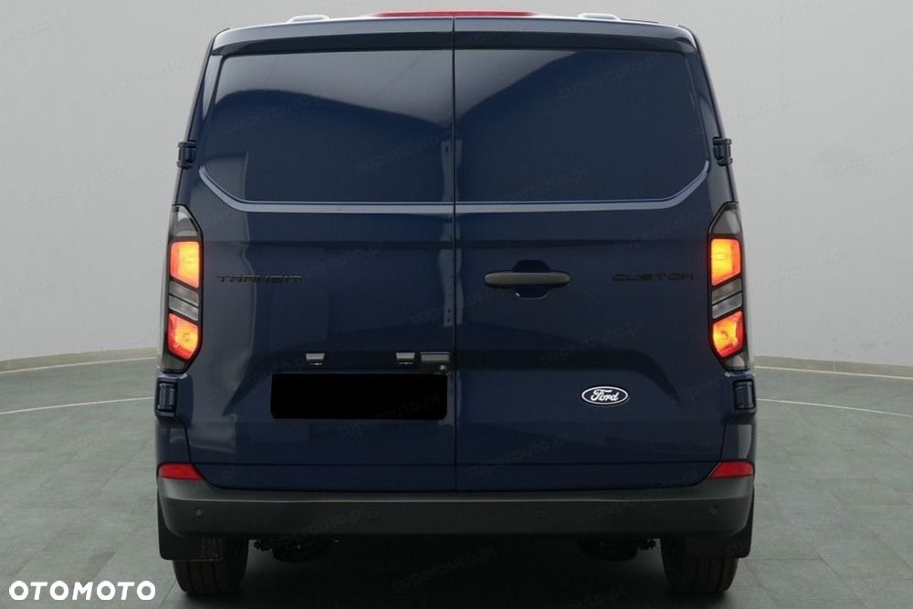 Ford Transit Custom 2.5 PHEV 320 L2H1 Trend AT8 2.5 232KM - 6