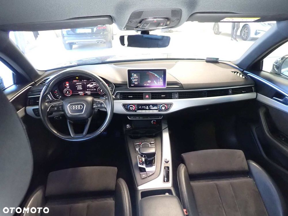 Audi A4 Limousine - 12
