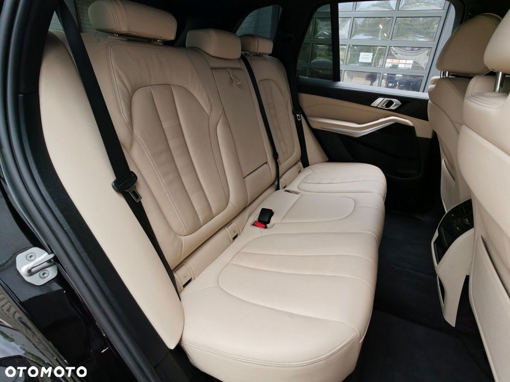 2021 BMW X5, photograph 12