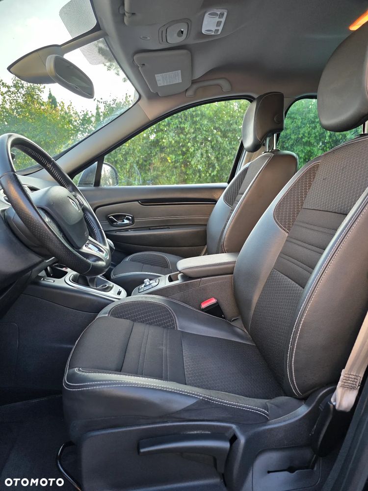 Renault Grand Scenic ENERGY TCe 115 Bose Edition - 25