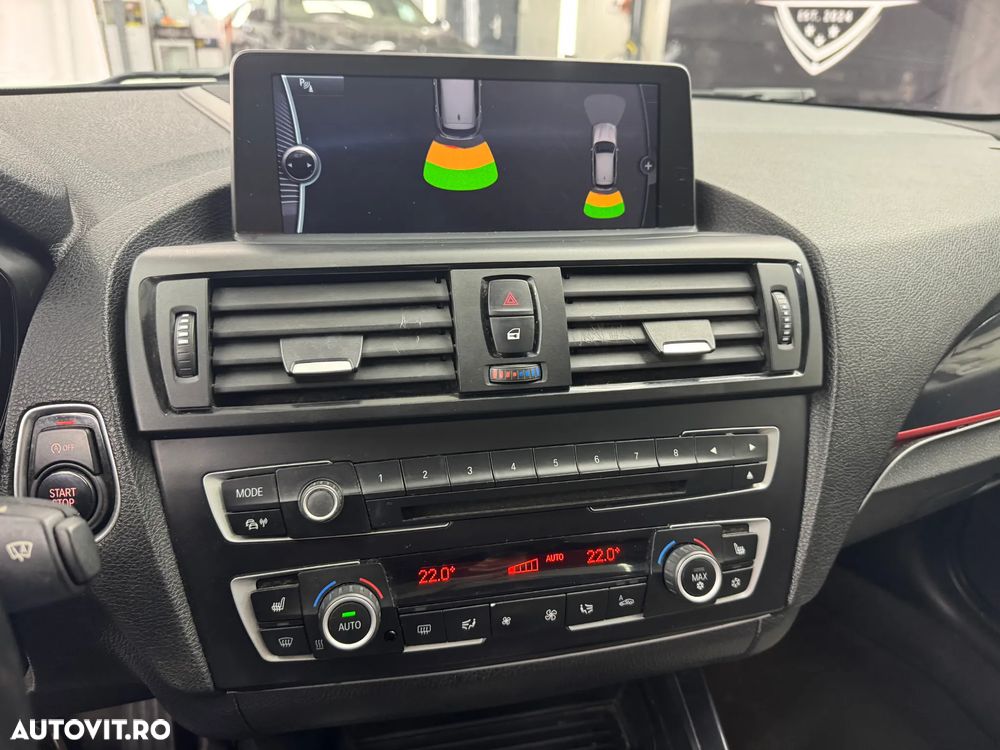 BMW Seria 1 120d Aut. - 25