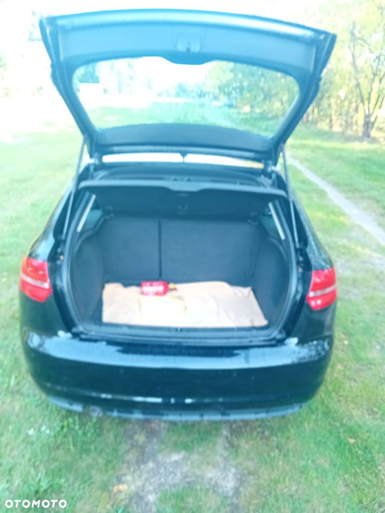 Audi A3 Sportback 1.6 TDI DPF Ambition - 5