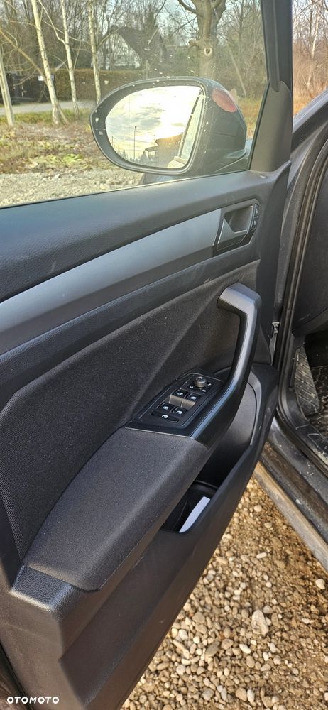 Volkswagen T-Roc 1.5 TSI Life Plus DSG - 11