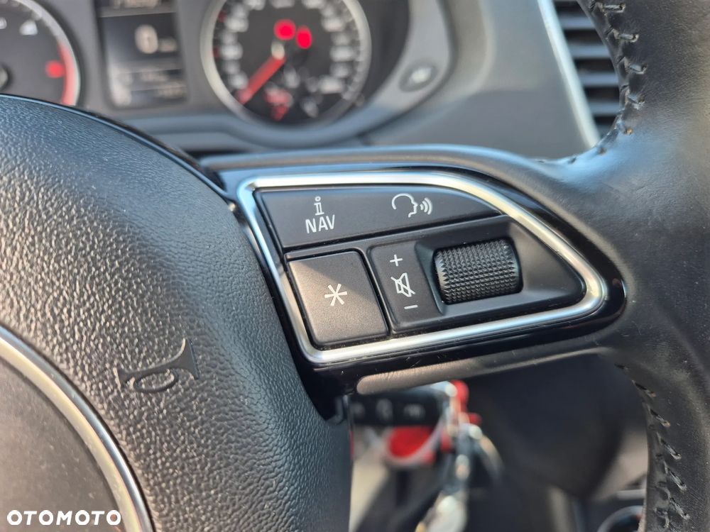 Audi Q3 2.0 TDI Design - 30