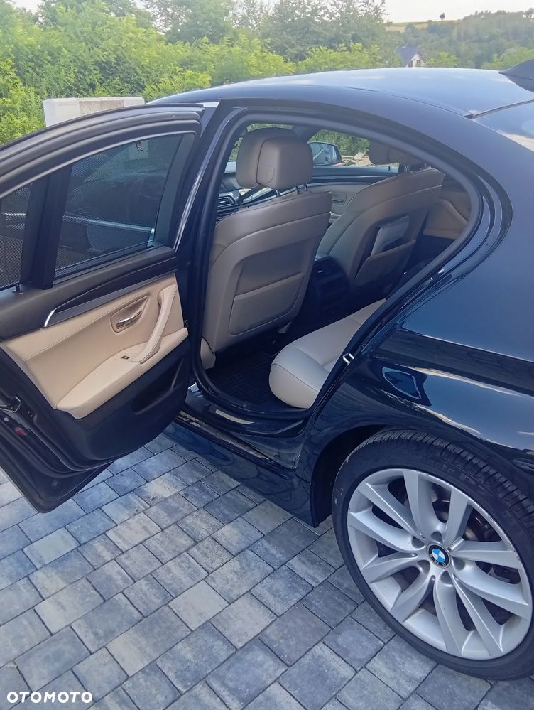 BMW Seria 5 520d - 4